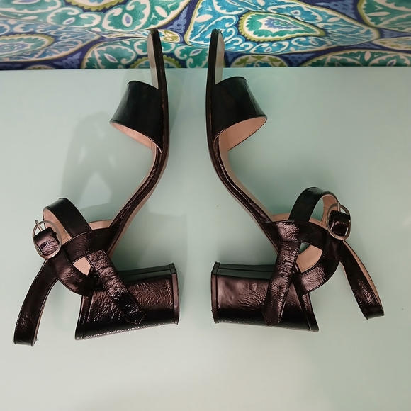 Italian Leather Sandals - Picture 4 of 9